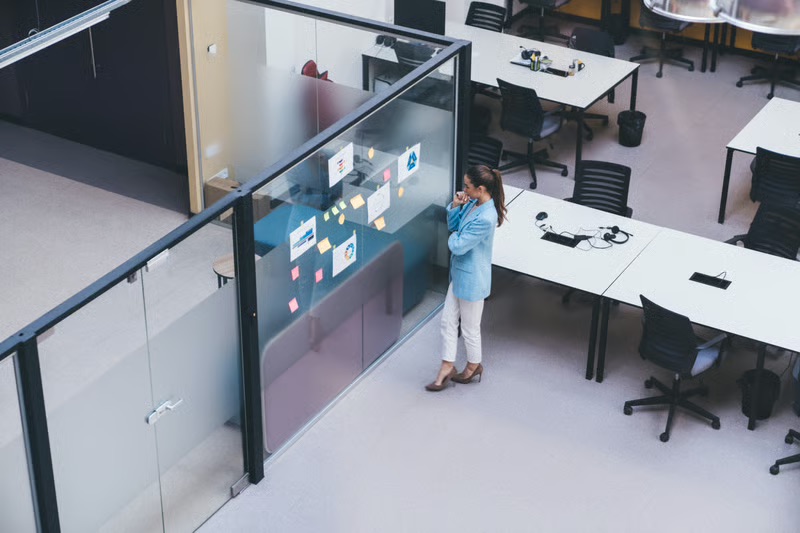 Modern hybrid workplace illustrating communications leadership, workplace collaboration, and organizational transformation.